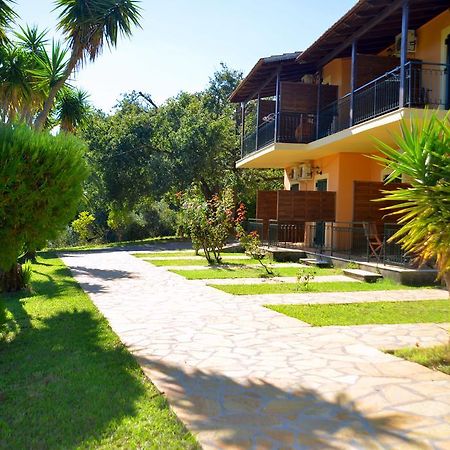 Krystallia Apartments Dassia  Dış mekan fotoğraf